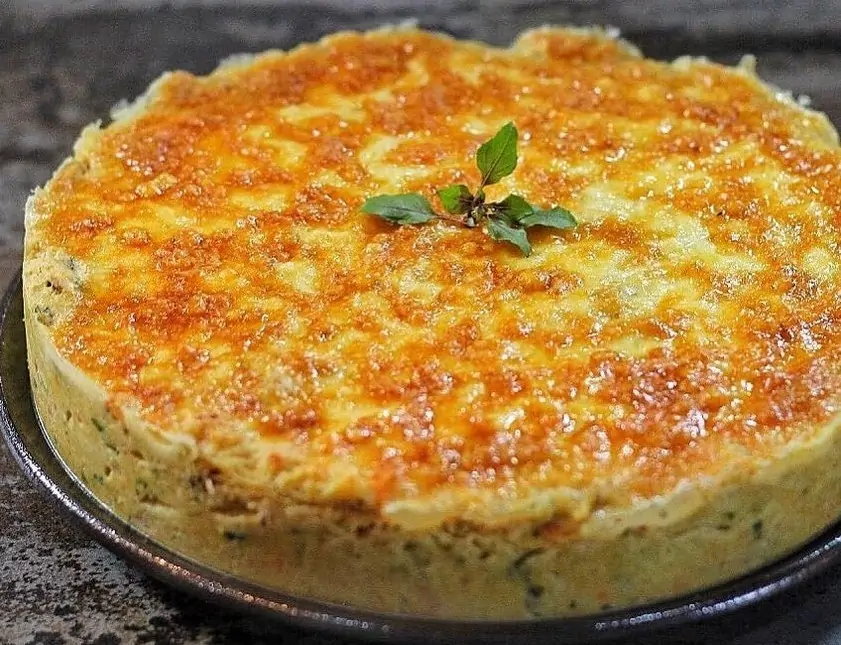 Torta low carb de couve-flor com atum